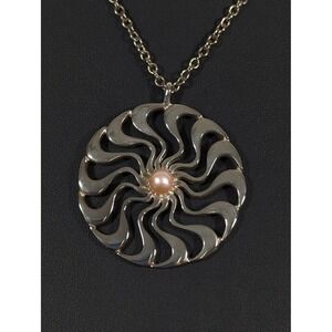 Vantel Pearls Morning Glory Necklace Peach Pearl Silver Tone Sunburst 28"